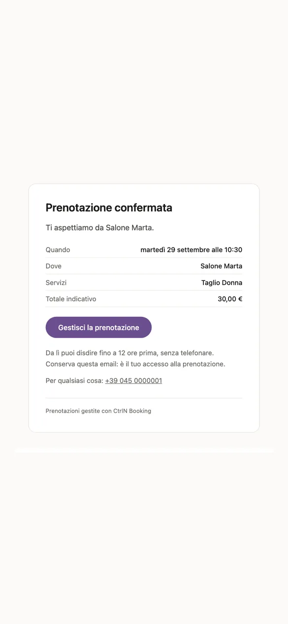 La email di conferma con giorno, ora, servizio, totale e il pulsante per gestire la prenotazione